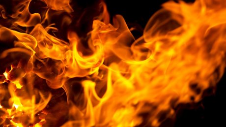 В Пензе при пожаре погибла пенсионерка, 11 человек эвакуировали