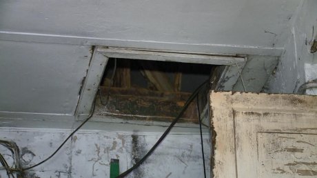 Открытый чердак в доме на улице Володарского привлек наркоманов