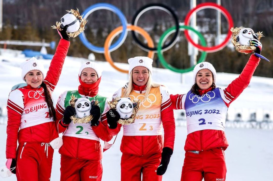 Российские лыжницы выиграли золото в эстафете на Олимпиаде