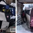 Пассажирский автобус въехал в опору моста: пять человек погибли Пассажирский автобус въехал в опору моста: пять человек погибли