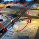 Два автомобиля столкнулись в новогоднюю ночь в Петрозаводске Два автомобиля столкнулись в новогоднюю ночь в Петрозаводске